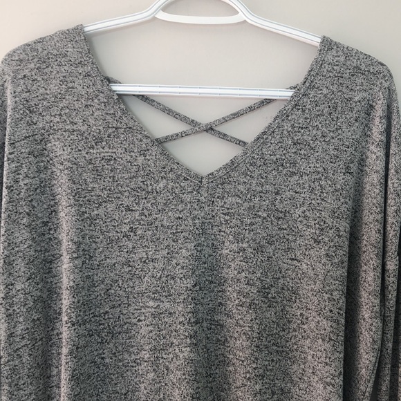 Garage S long sleeve cross back tee - Picture 2 of 3